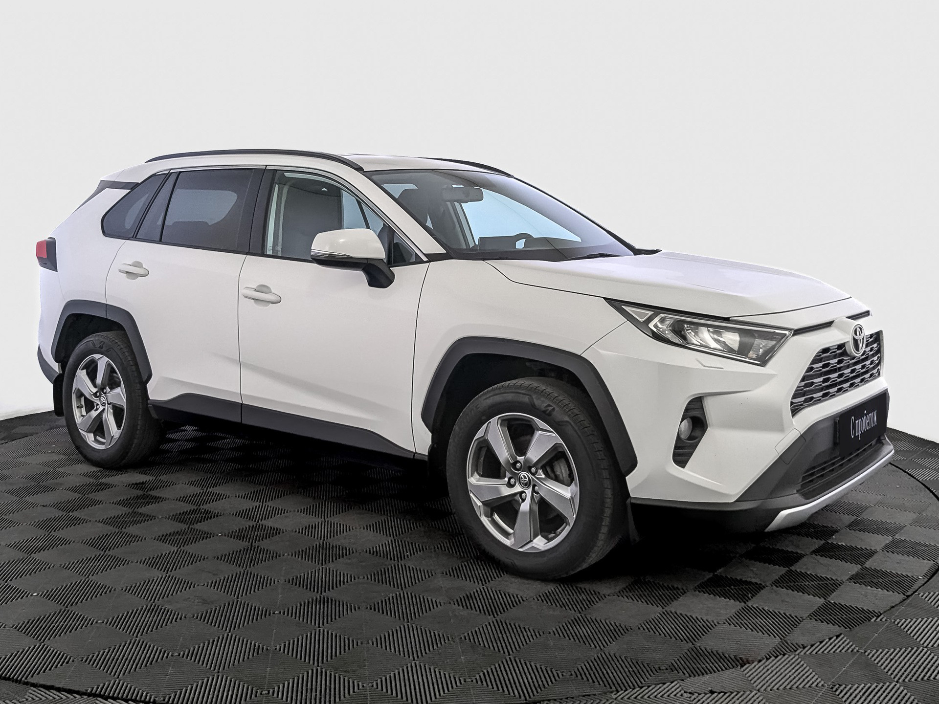 19196